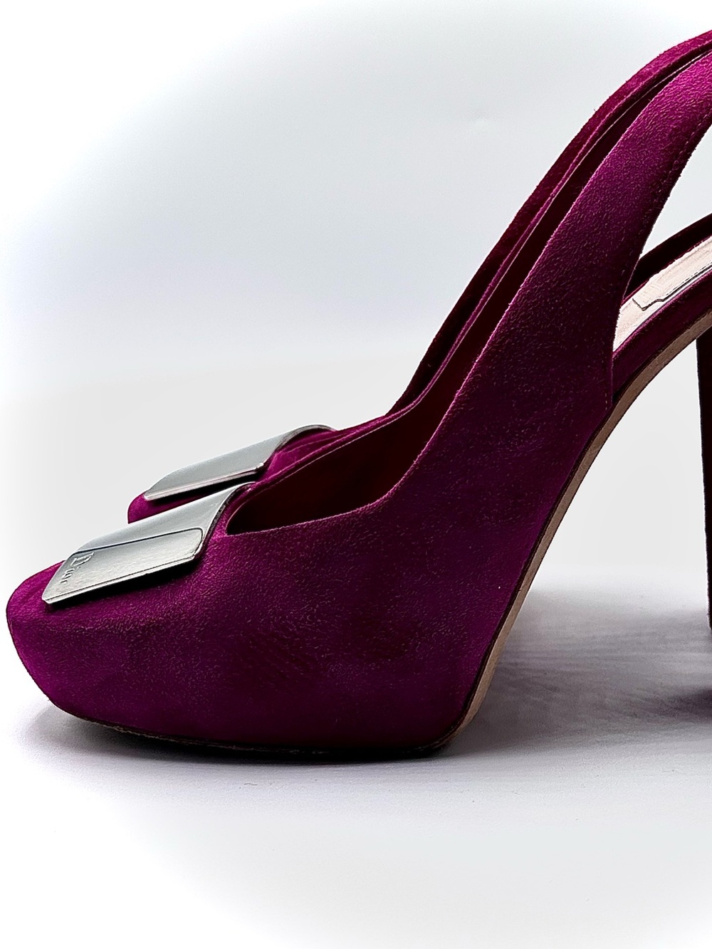 Vintage Christian Dior Suede Magenta Slingback Platform Heels Size 39.5 - Picture 2 of 8